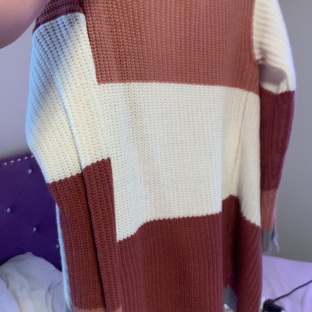 Cardigan - Picture 2 of 2